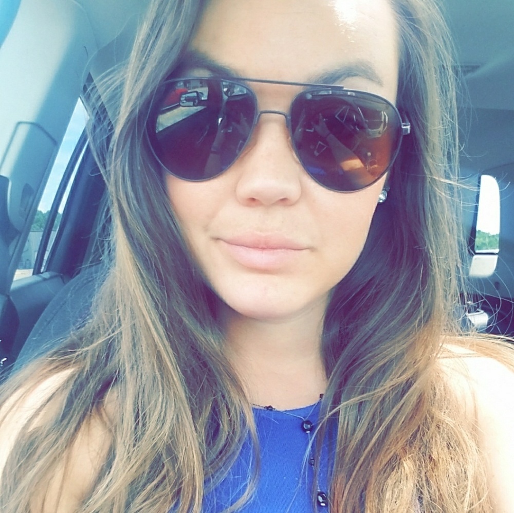 Meet your Posher, Taylor